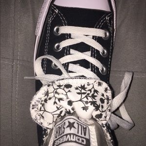 black converse